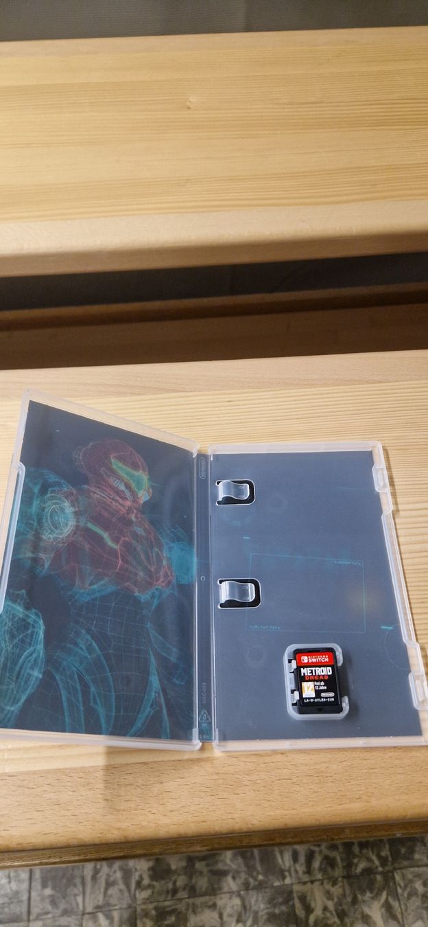 Nintendo Jeux: Jeu Nintendo Switch "Metroid Dread" - Comme neuf -  – Neuf (Voir description) à Fully par Jadm 1