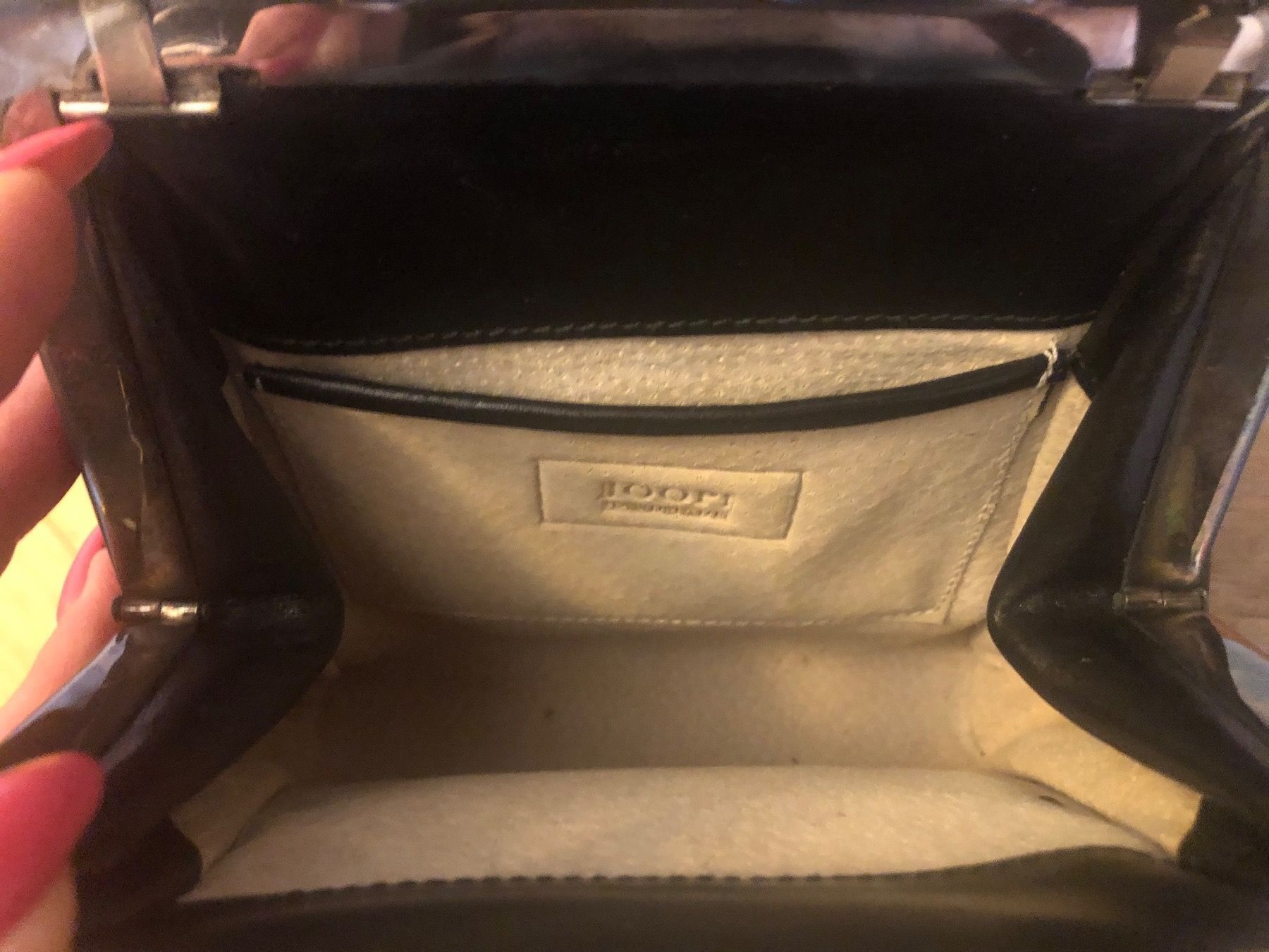 Joop Borse da donna: Schwarze Handtasche aus Leder – Usato da Zürich venduto da Hoernli123 3