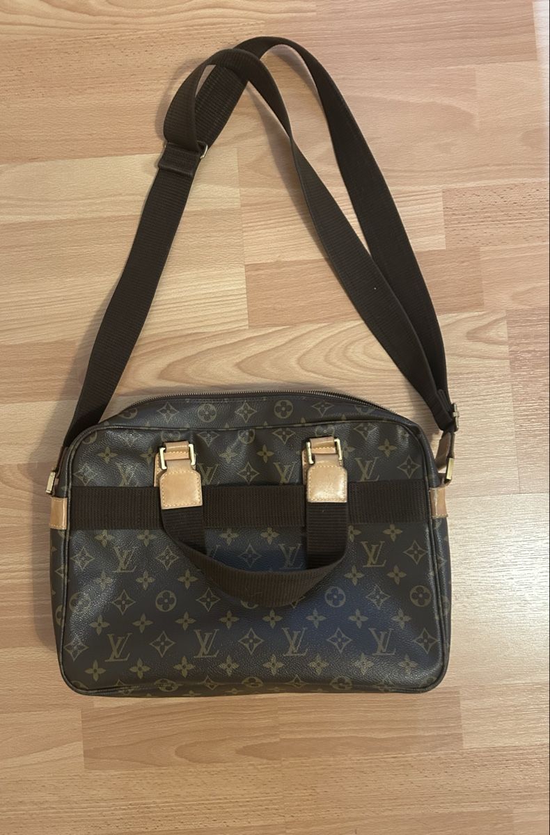 Louis Vuitton Borse: Louis Vuitton Tasche Monogram Canvas – Usato da Oetwil am See venduto da ani_7x9l 1
