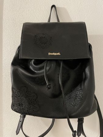 Desigual Rucksack schwarz