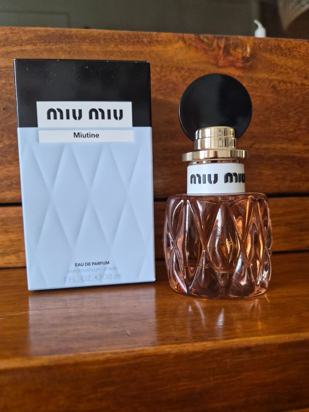 Miu Miu Profumi & Eau de Toilette: Miu Miu Miutine Eau de Parfum 30ml – Nuovo (secondo la descrizione) da Zürich venduto da Ant72