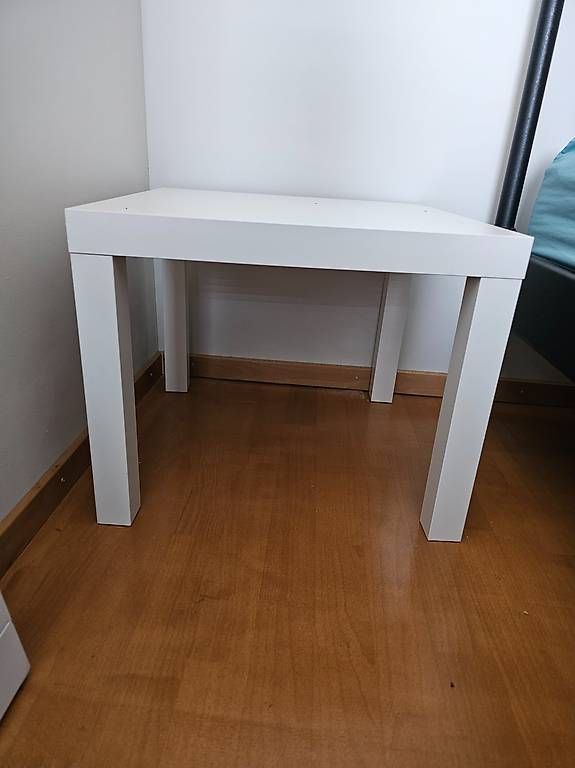 Tables: Beistelltisch – D'occasion à Zürich par sim_59qw