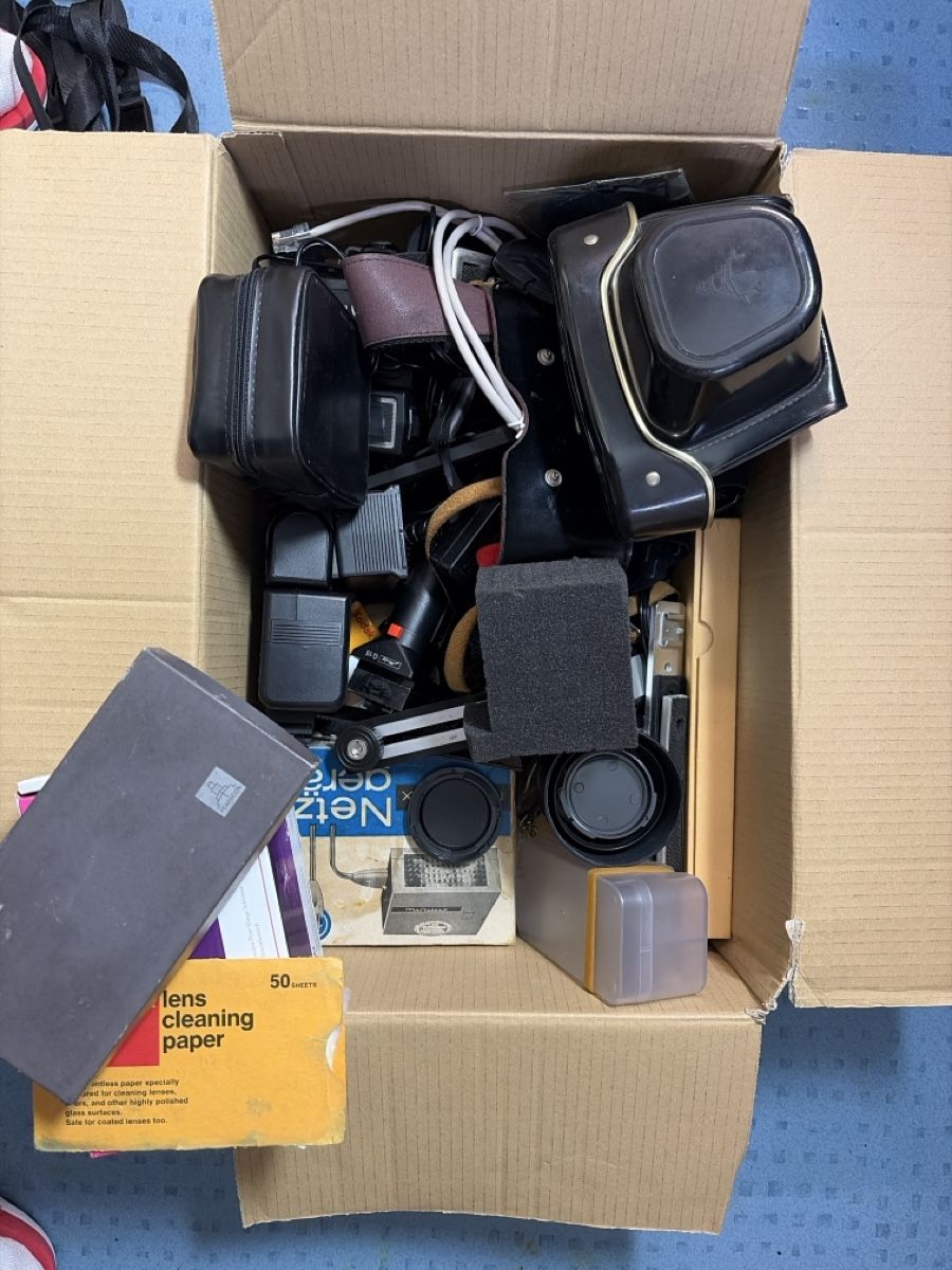 Fotocamera: Analog Fotografie Überraschungsbox – Usato da Wittenbach venduto da therealmoonstone