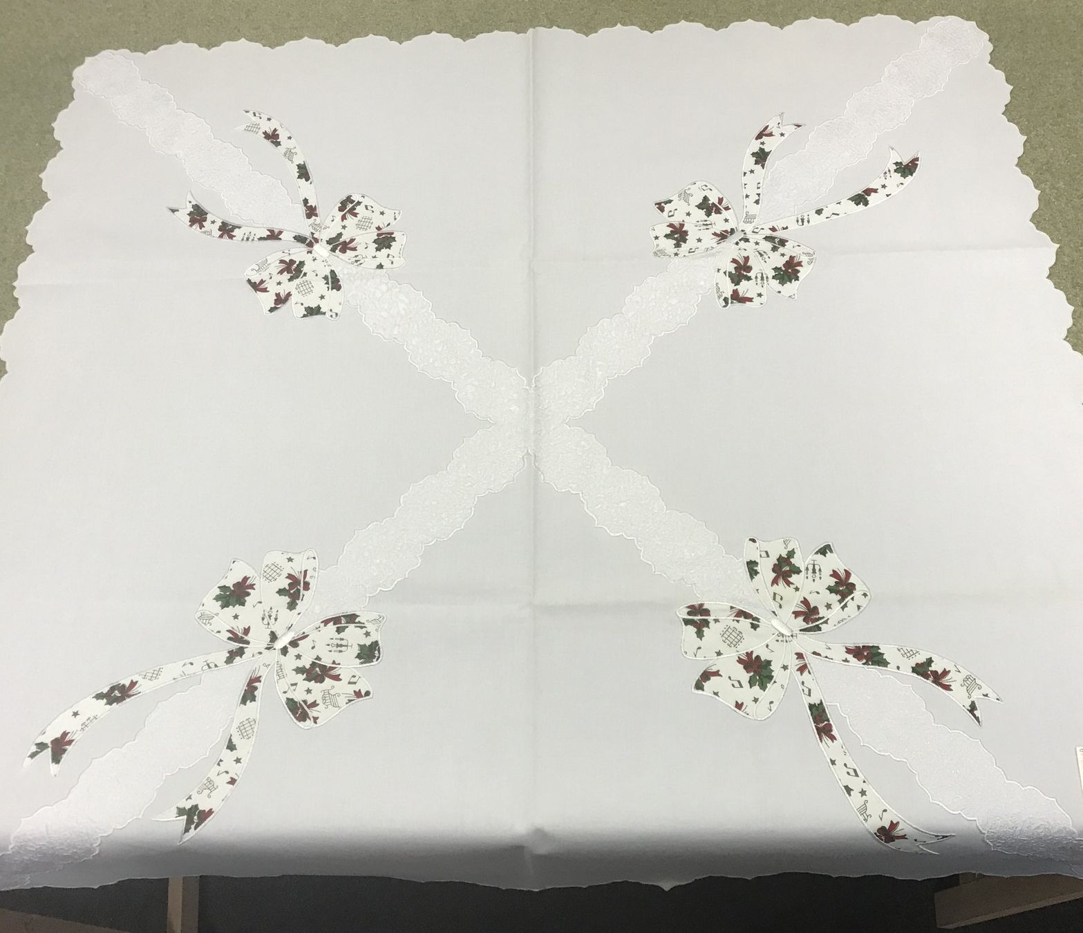 Sonstige Tischwäsche: TISCHTUCH WINDSOR 85X85CM NEU – Neu (gemäss Beschreibung) aus Ostermundigen von wini63