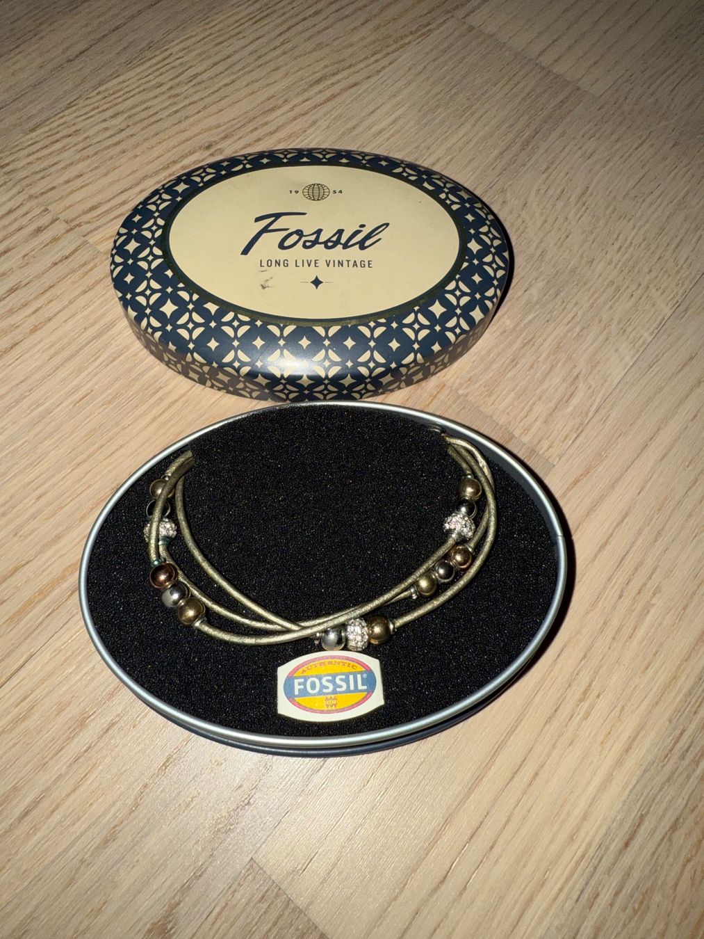Fossil Bracciali & Braccialetti: Fossil Beaded Leather Bracelet Leather – Nuovo (secondo la descrizione) da Territet venduto da gai_5phl
