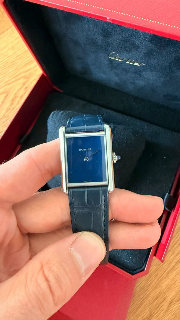 Cartier Uhren: Cartier Tank Must WSTA0055 Blue Dial – Gebraucht aus Biel/Bienne von Buhl3 1