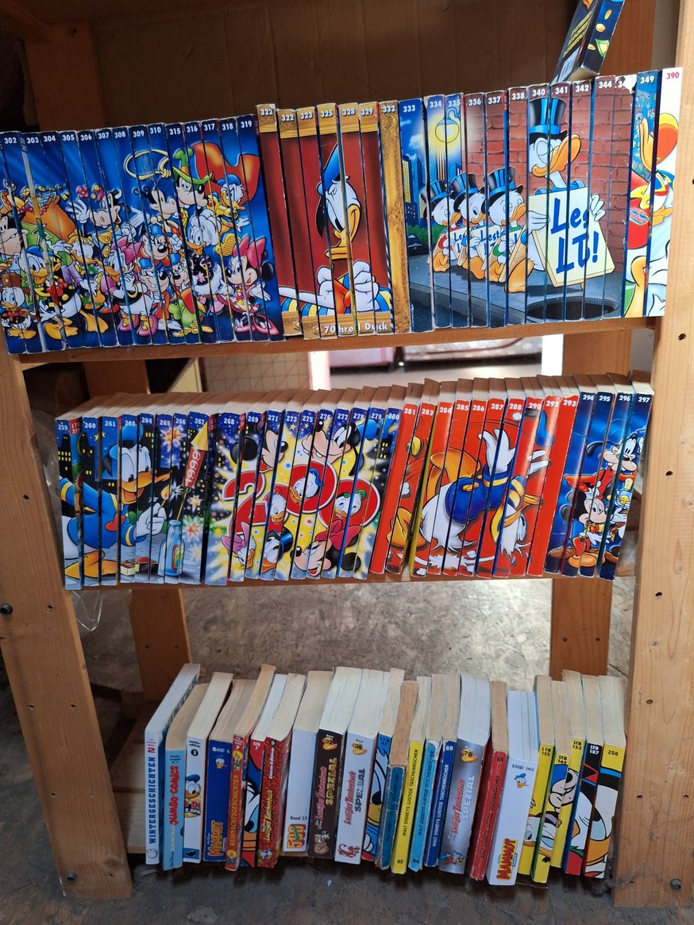 Comics: Donald Duck Comicbücher – Gebraucht aus Wegenstetten von mcfly321