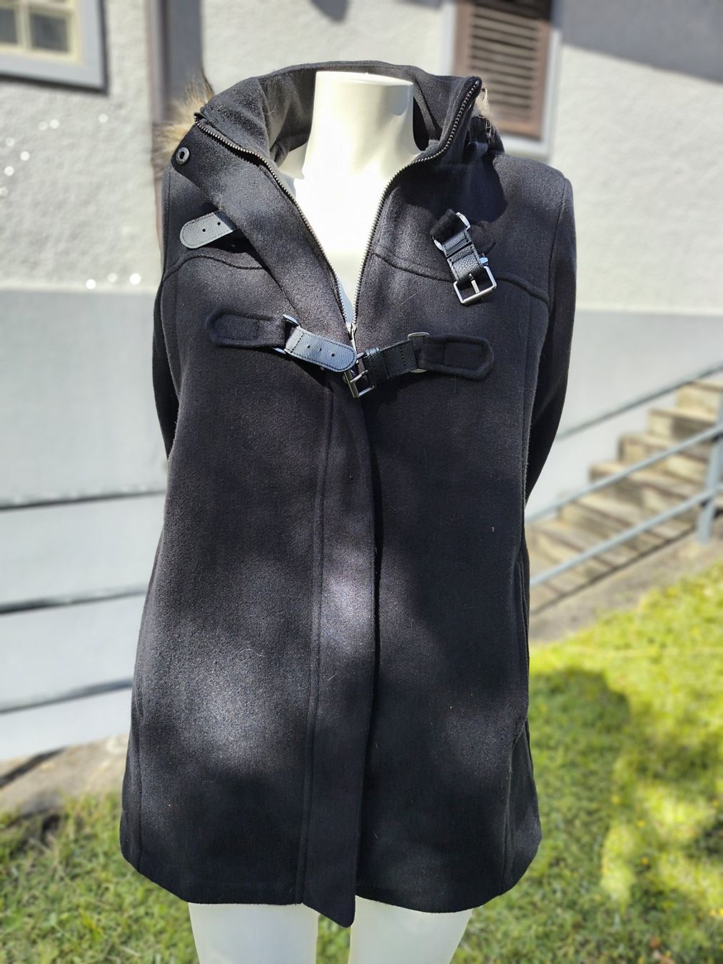 Mäntel: Damen Winterjacke, Gr.S, Schwarz – Gebraucht aus STEFFISBURG von Sumerstorm