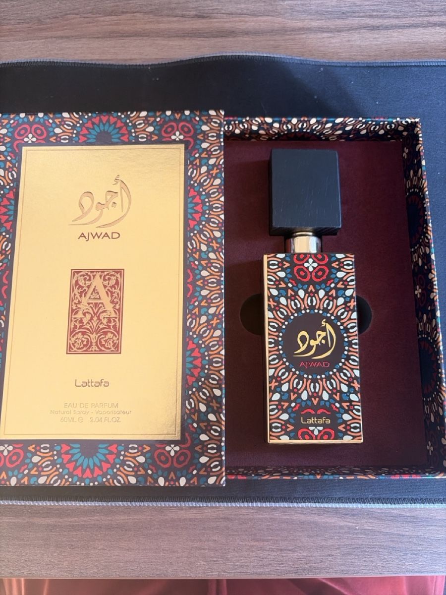 Lattafa Profumi & Eau de Toilette: Lattafa Ajwad Eau de Parfum 60ML neu – Nuovo e nell'imballaggio originale da Zürich venduto da lau_cmc2 2