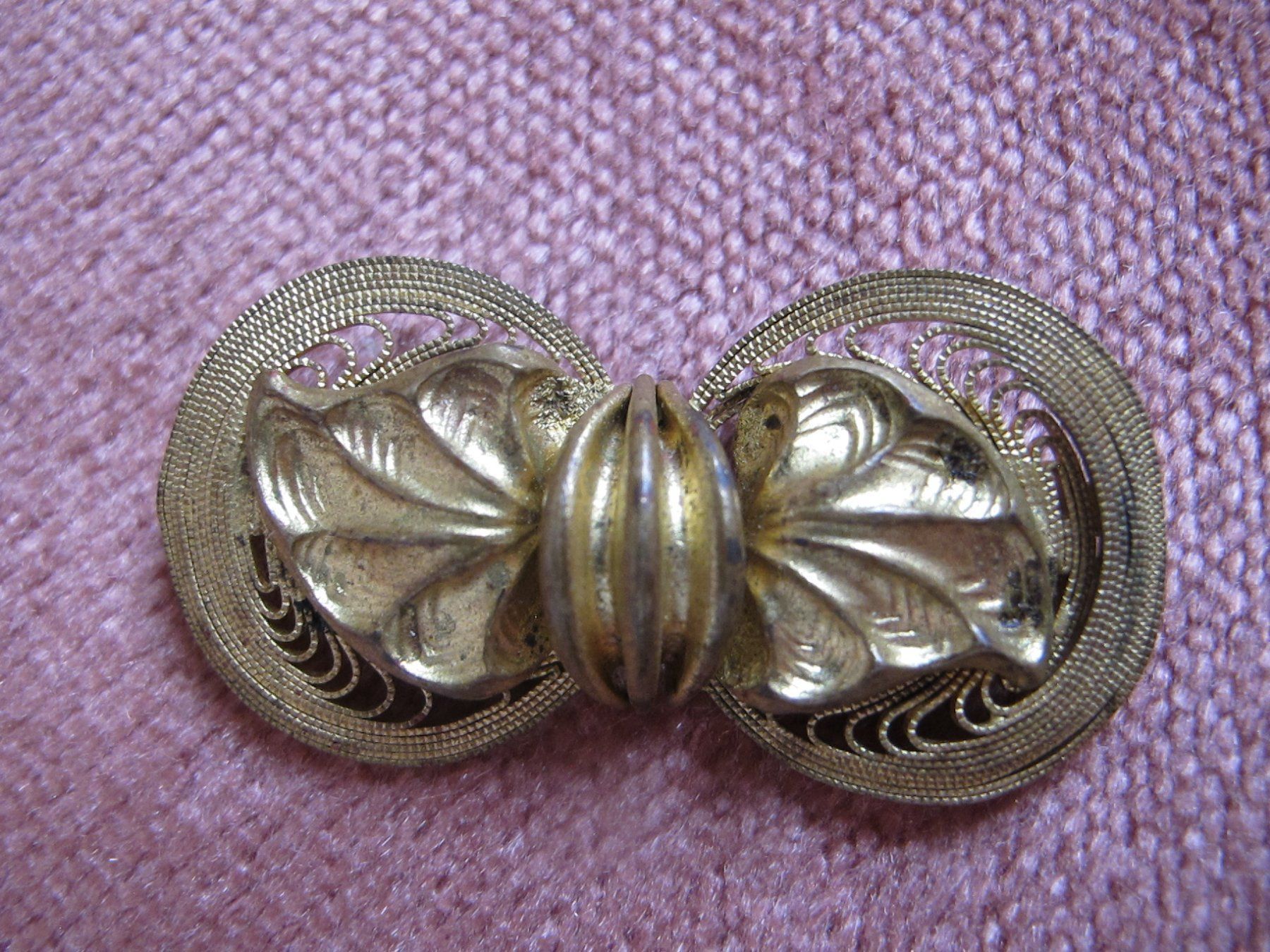 Broches & Aiguilles: Wunderschöne vintage Brosche – D'occasion à Löhningen par Chimae67