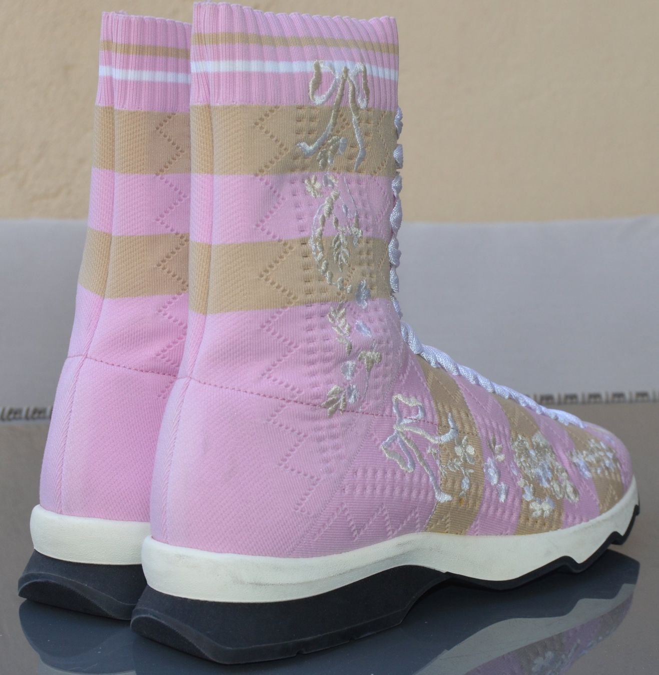 Fendi Scarpe da donna: Fendi Sneakers .38 – Usato da Collonges venduto da arashee 5