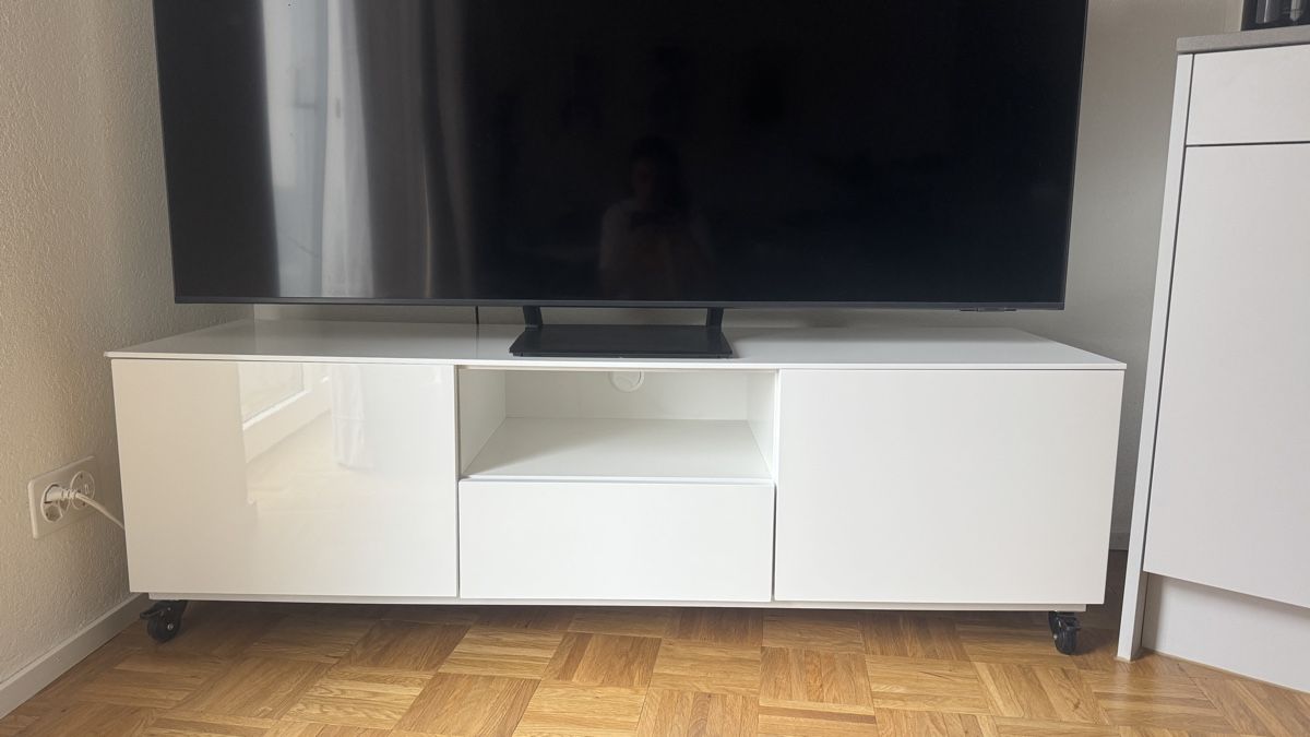Livique TV Möbel: Livique TV Möbel auf Rollen – Neu (gemäss Beschreibung) aus Rümlang von loredanademitri 3