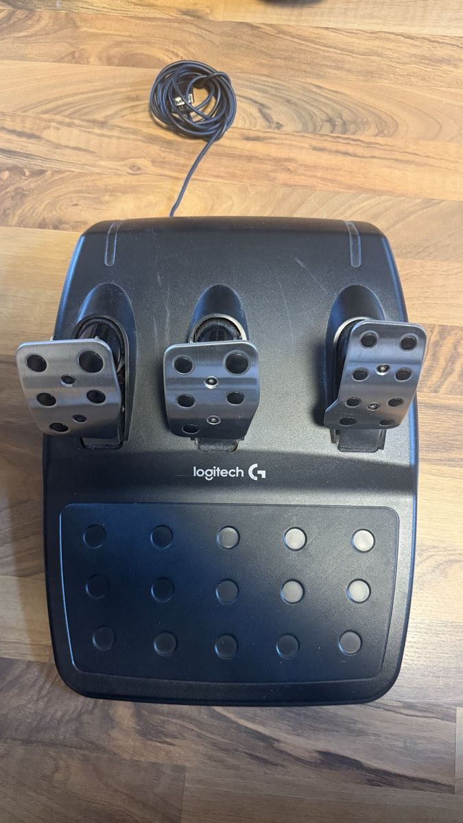 Logitech Controller: Logitech G29 inkl Shifter und Pedale – Usato da Aeschi SO venduto da Quelle21 2