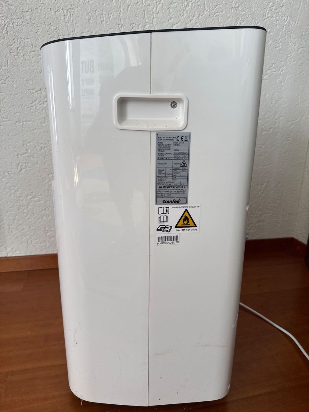 Condizionatori: Mobile Klimaanlage Comfee mit gratis Fensterkit! – Usato da Thalwil venduto da vernasm 1