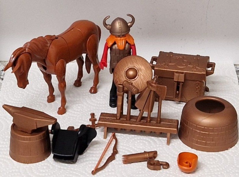 Big Giocattoli: Play- Big Wikinger mit Pferd und Zubehör – Usato da Aarau venduto da Vintage1969