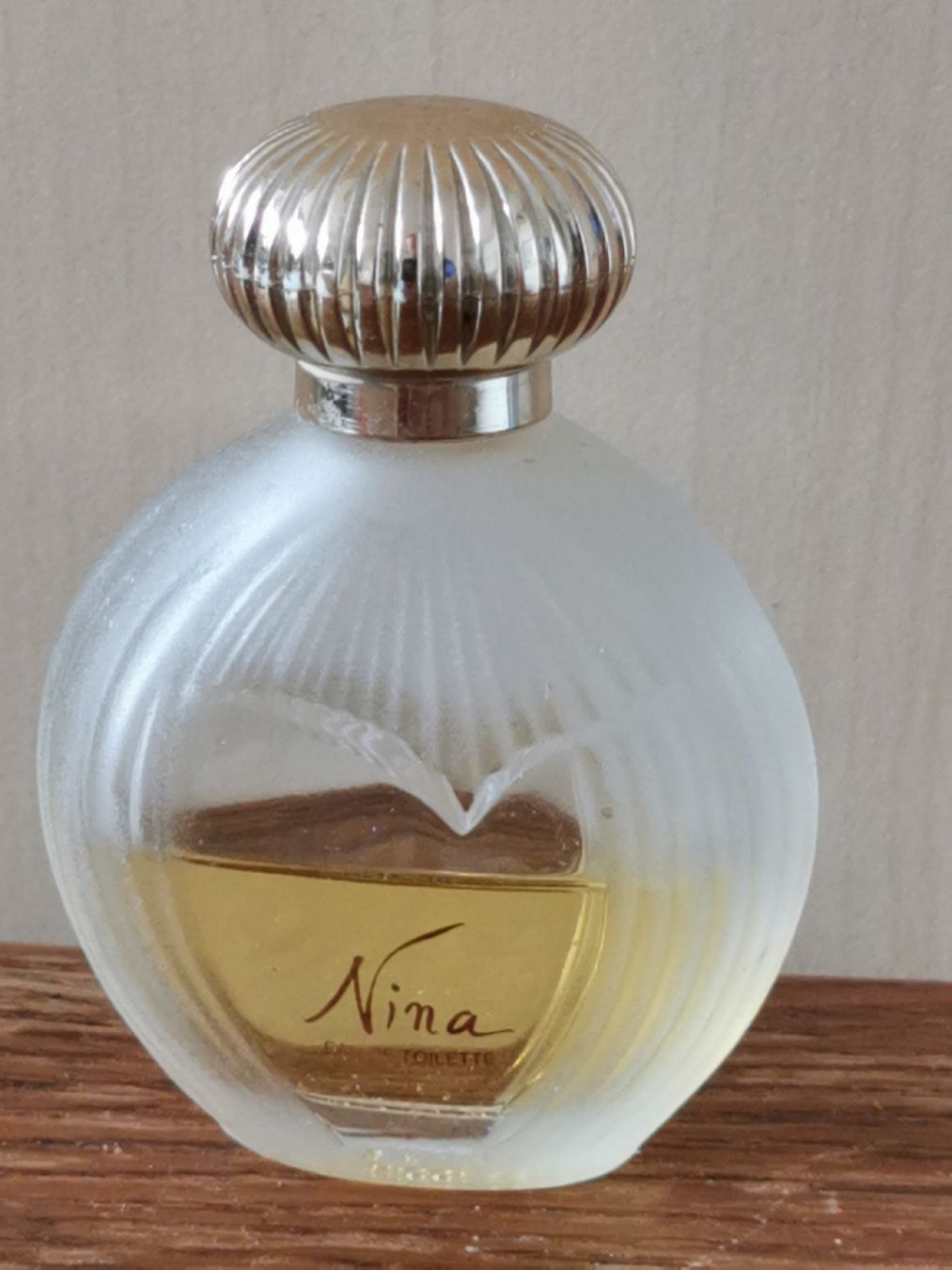 Nina Ricci Profumi & Eau de Toilette: Nina Ricci Parfüm 15 ml. – Usato da Schlieren venduto da vlalif
