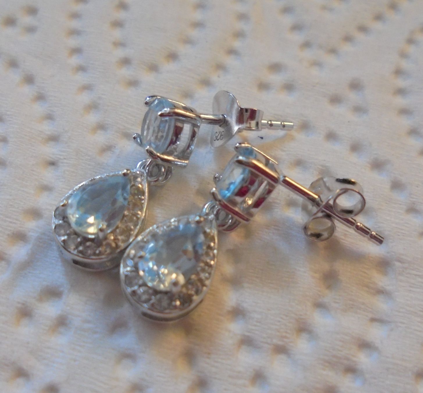 Ohrringe & -stecker: Echtschmuck: Himmelblauer Topas Silberohrstecker – Neu (gemäss Beschreibung) aus Zuchwil von maumauchi 2
