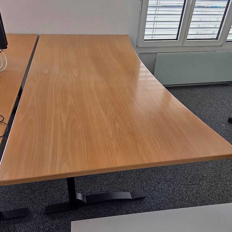Scrivanie: Elan Euroffice Schreibtisch gebraucht – Usato da Blumenstein venduto da marycherry