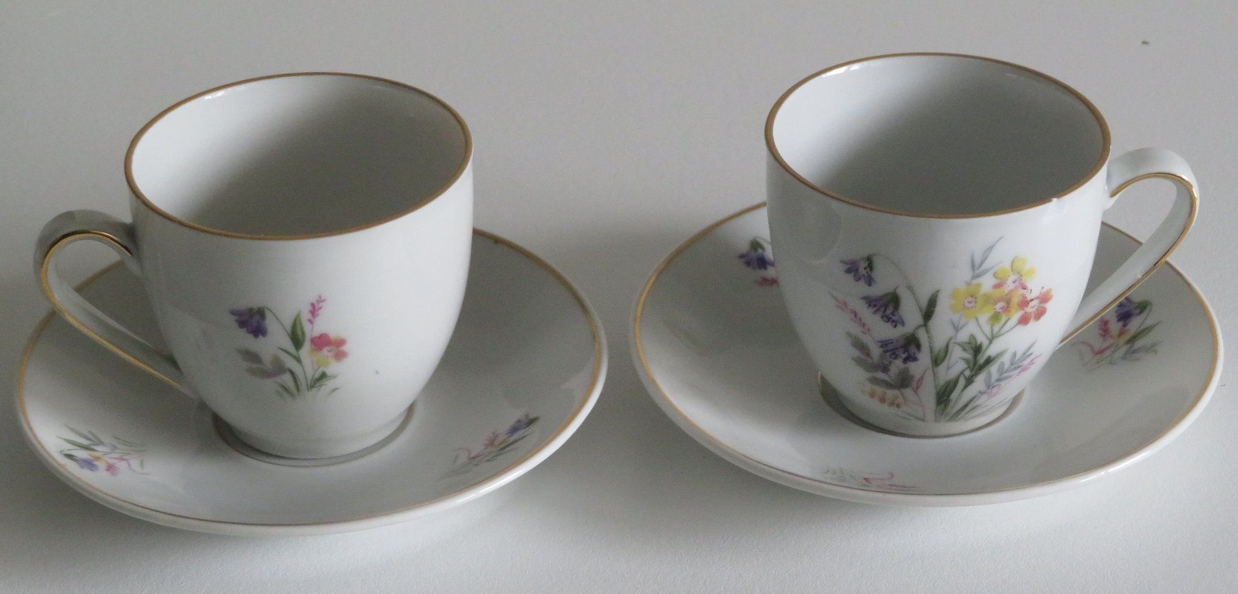 Tassen: 2x Teetasse mit Untertasse, um 1960 – Gebraucht aus Oberriet SG von Manick