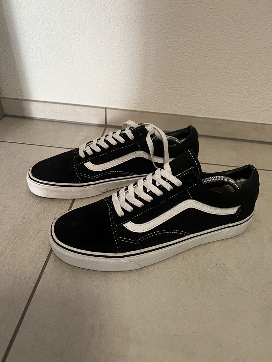 Vans Herrenschuhe: VANS old skool sneaker Herren – Gebraucht aus Bülach von mga_m6p2