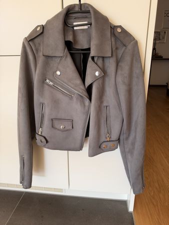 ONLY Jacke Wildlederoptik grau Grösse 36 guter Zustand