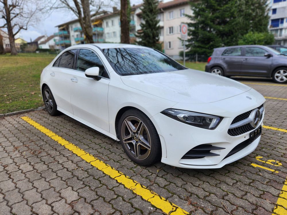 MERCEDES-BENZ A180. SEDAN AMG LINE 7G-DTC. 78'000 KM