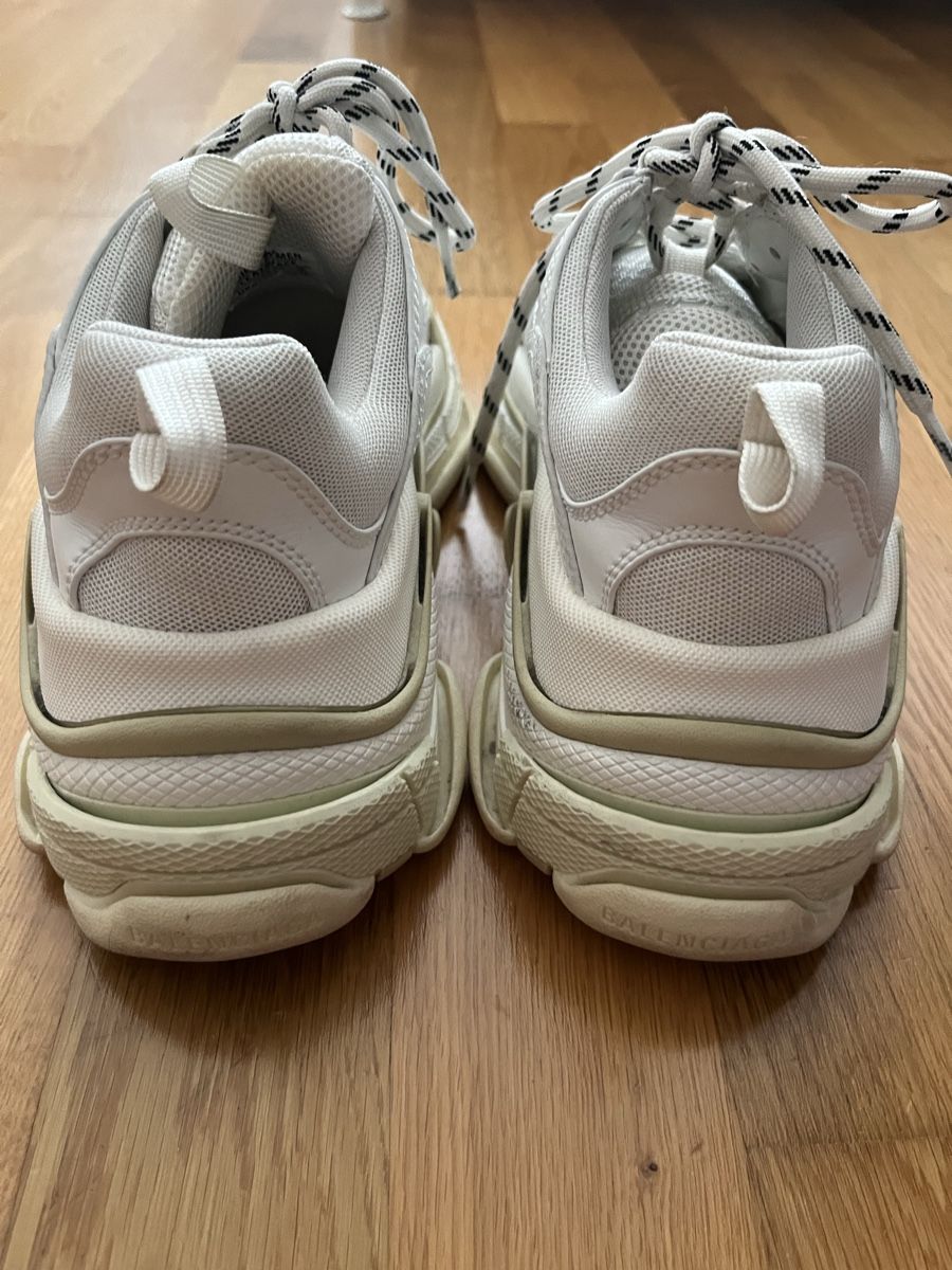 Balenciaga Damenschuhe: Balenciaga Triple S Sneakers – Gebraucht aus Zürich von JB23JB 3