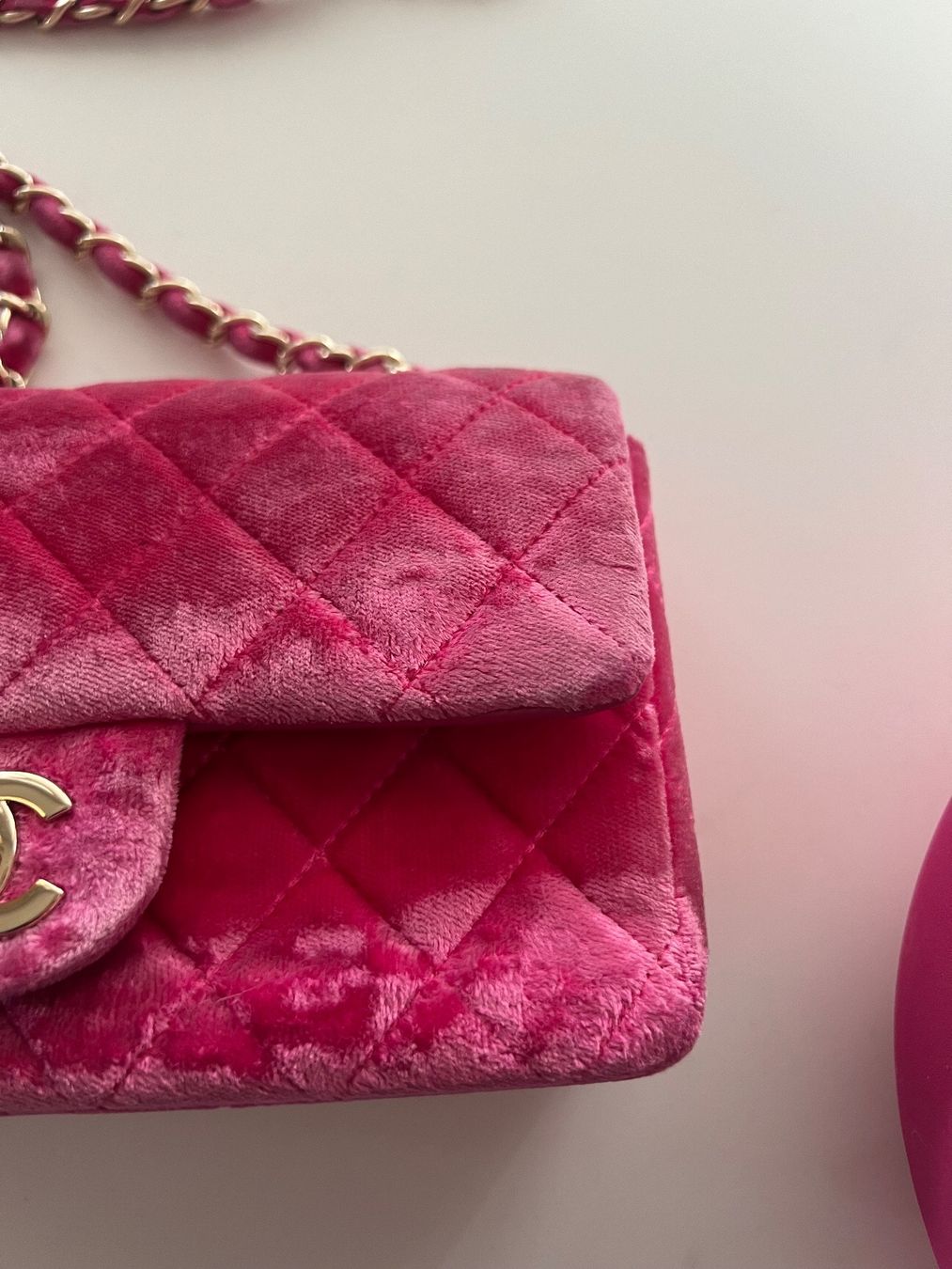 Chanel Borse da donna: Chanel sac à main en velours – Usato da Lutry venduto da roxypoxy 1