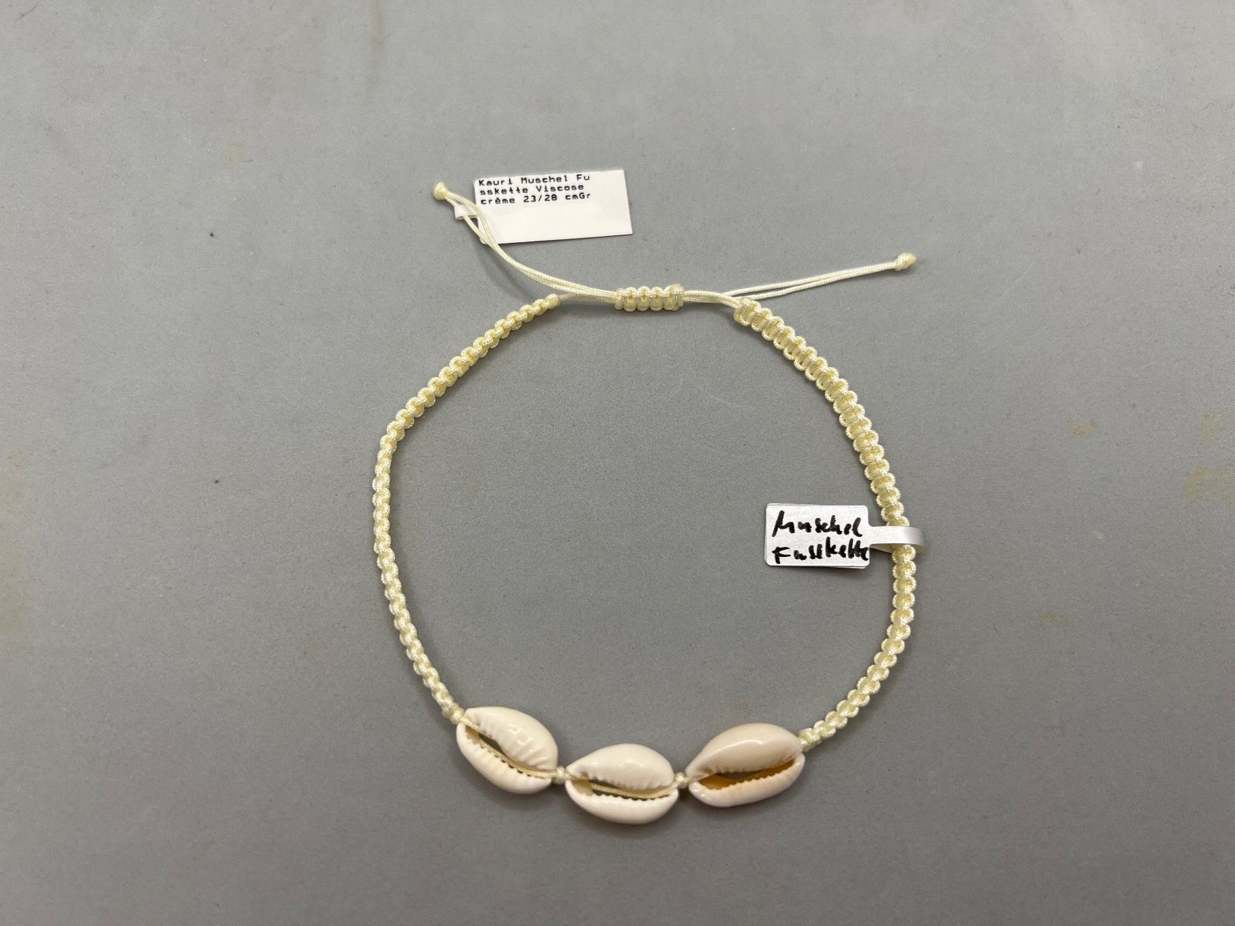 Catenine: Fusskette Makramee mit Muscheln – Nuovo (secondo la descrizione) da Embrach venduto da KleineFee51 2