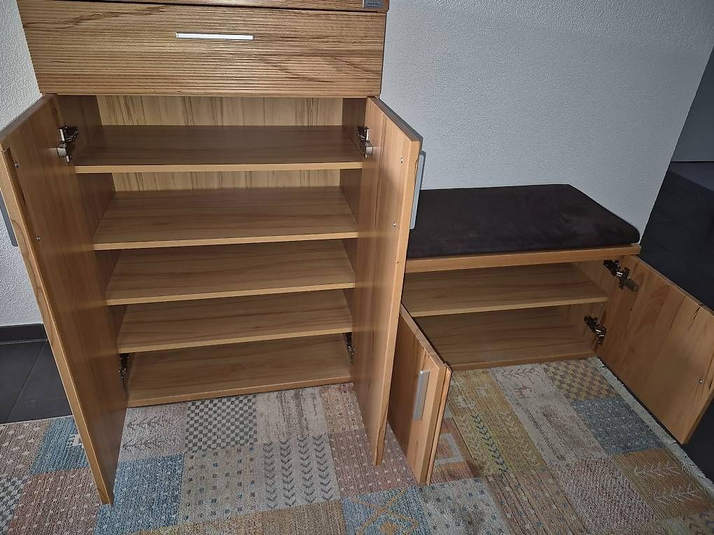 Garderobe: Garderobe mit Sitzbank – Gebraucht aus Arbon von xy1001 3