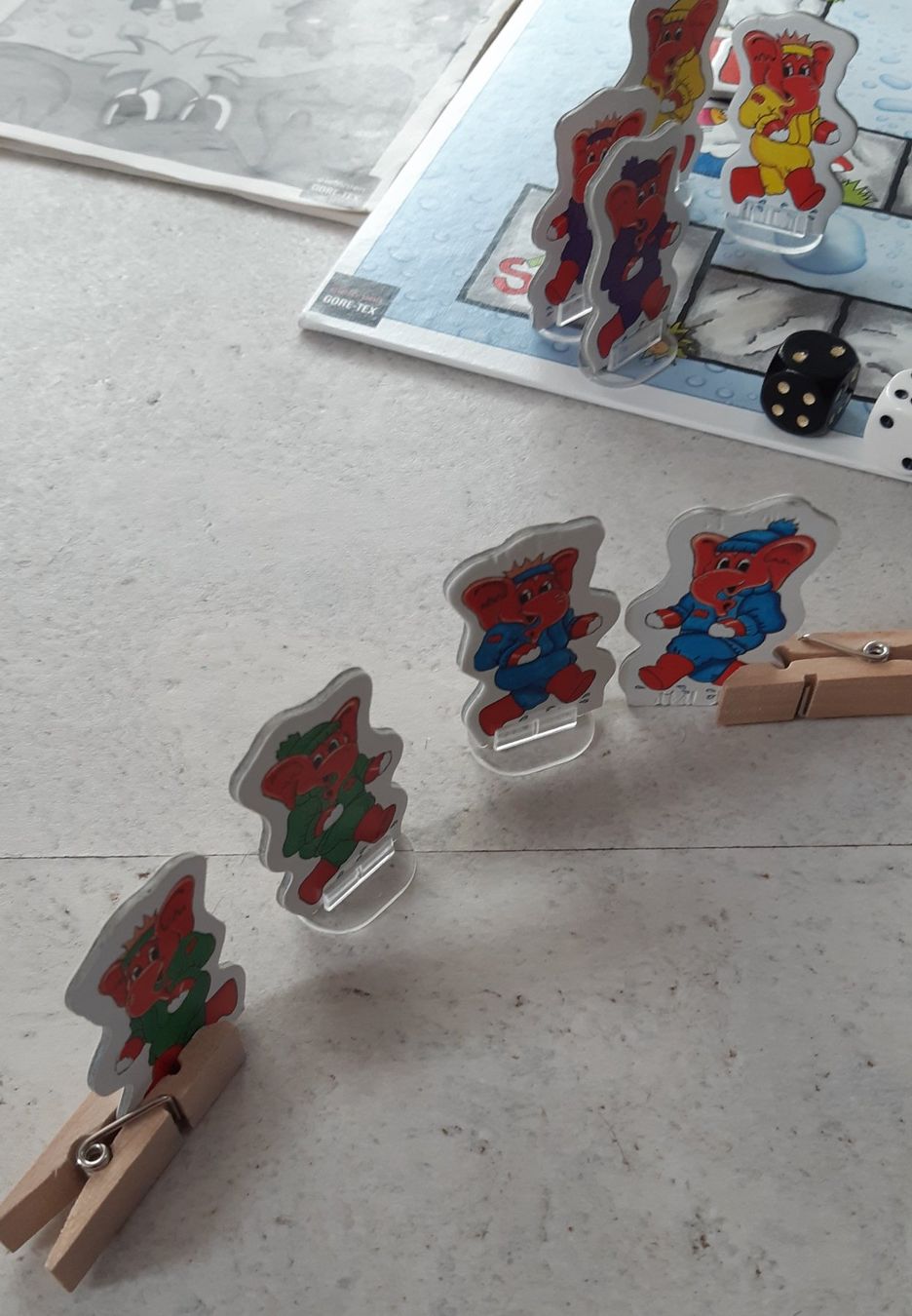 Giochi: Würfel-Spiel mit Elefanten – Usato da Trubschachen venduto da MarianneJ01 9