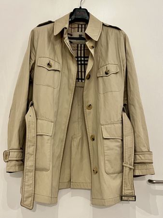 Burberry Trenchcoat