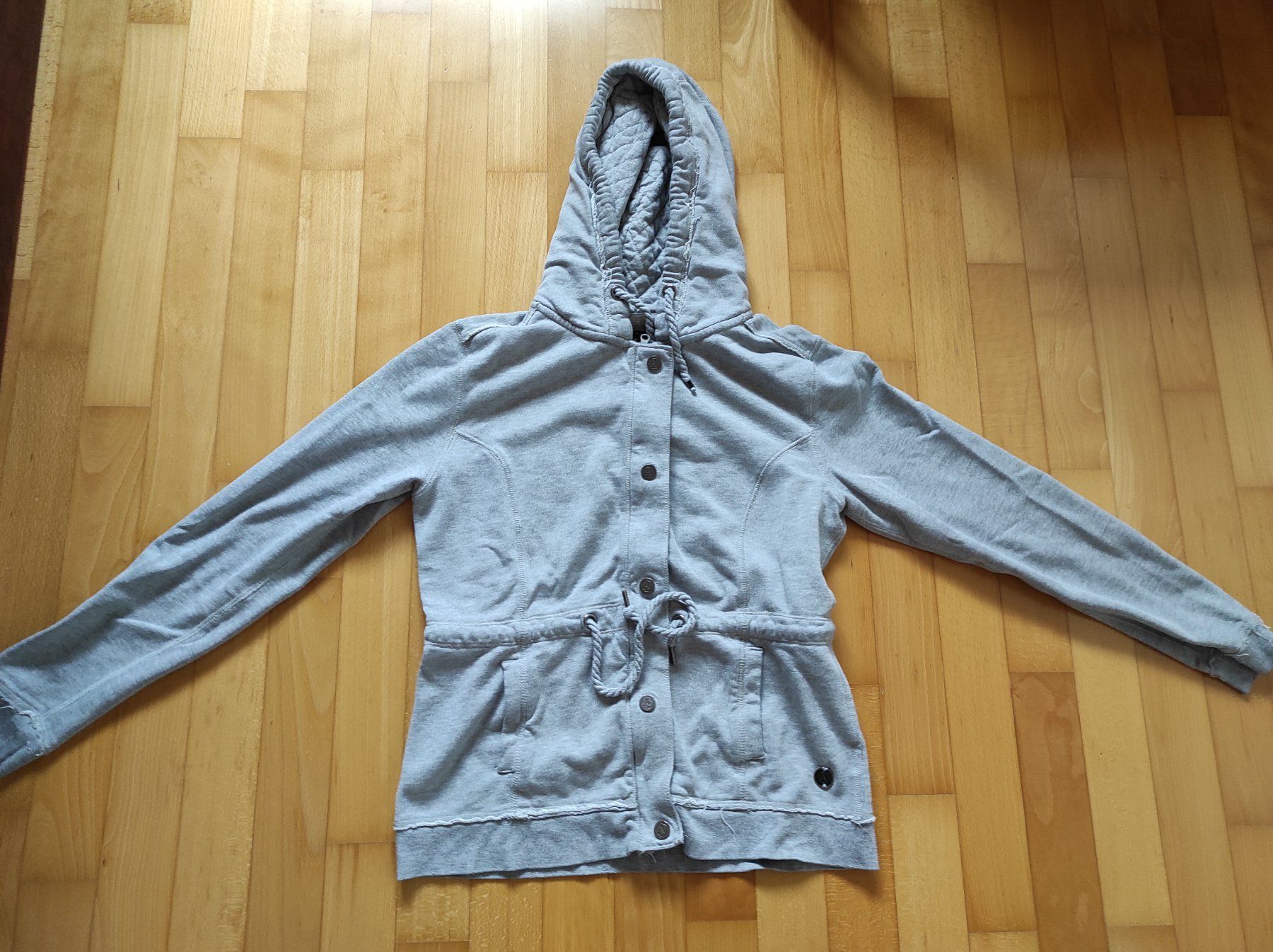 Giacche: Zipjacket von Atugoua – Usato da Effretikon venduto da MarthaK.