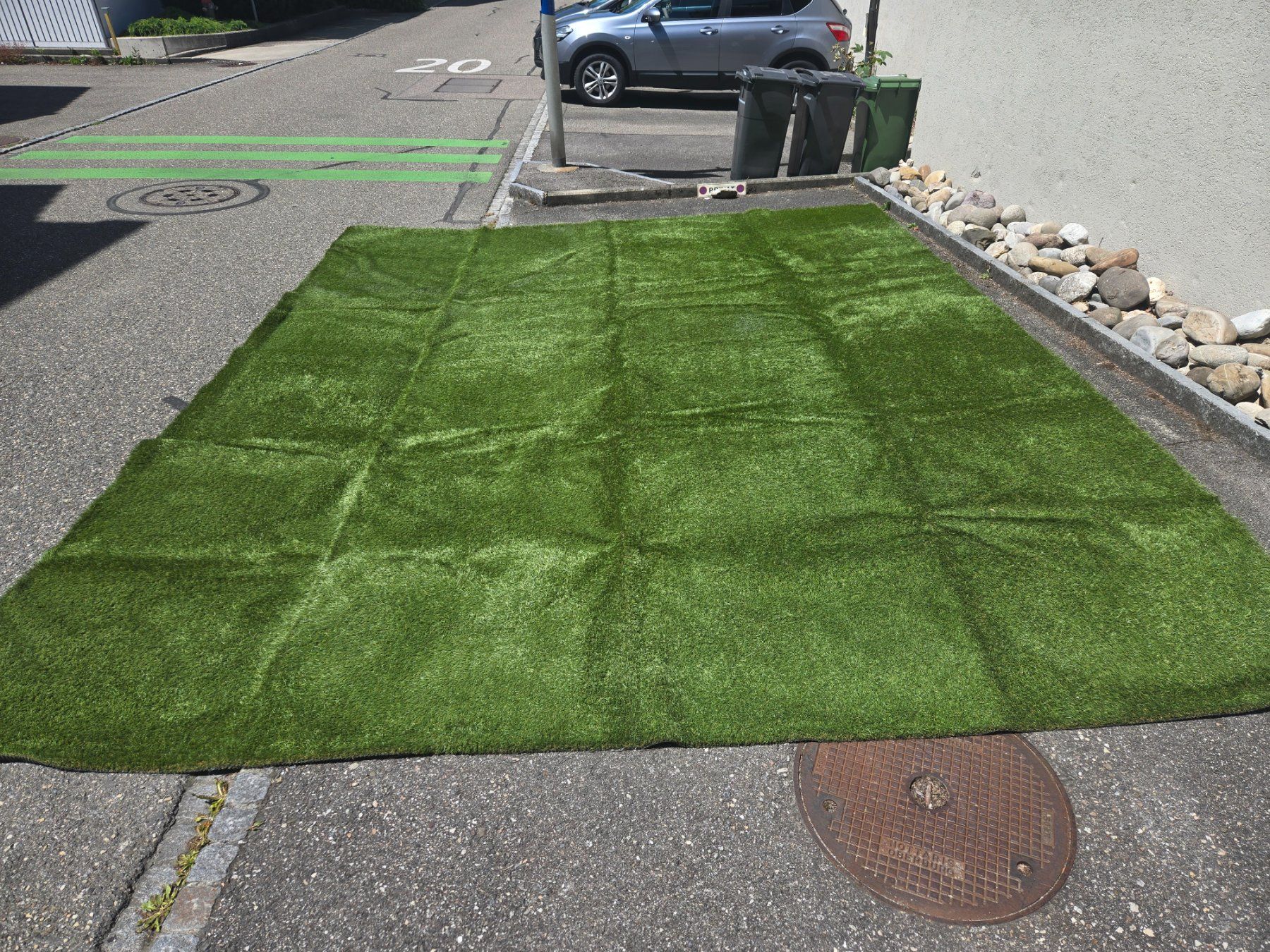 Tappeti: Rasenteppich hochwertig ca. 20m2 – Usato da Kirchberg BE venduto da Cardinal71