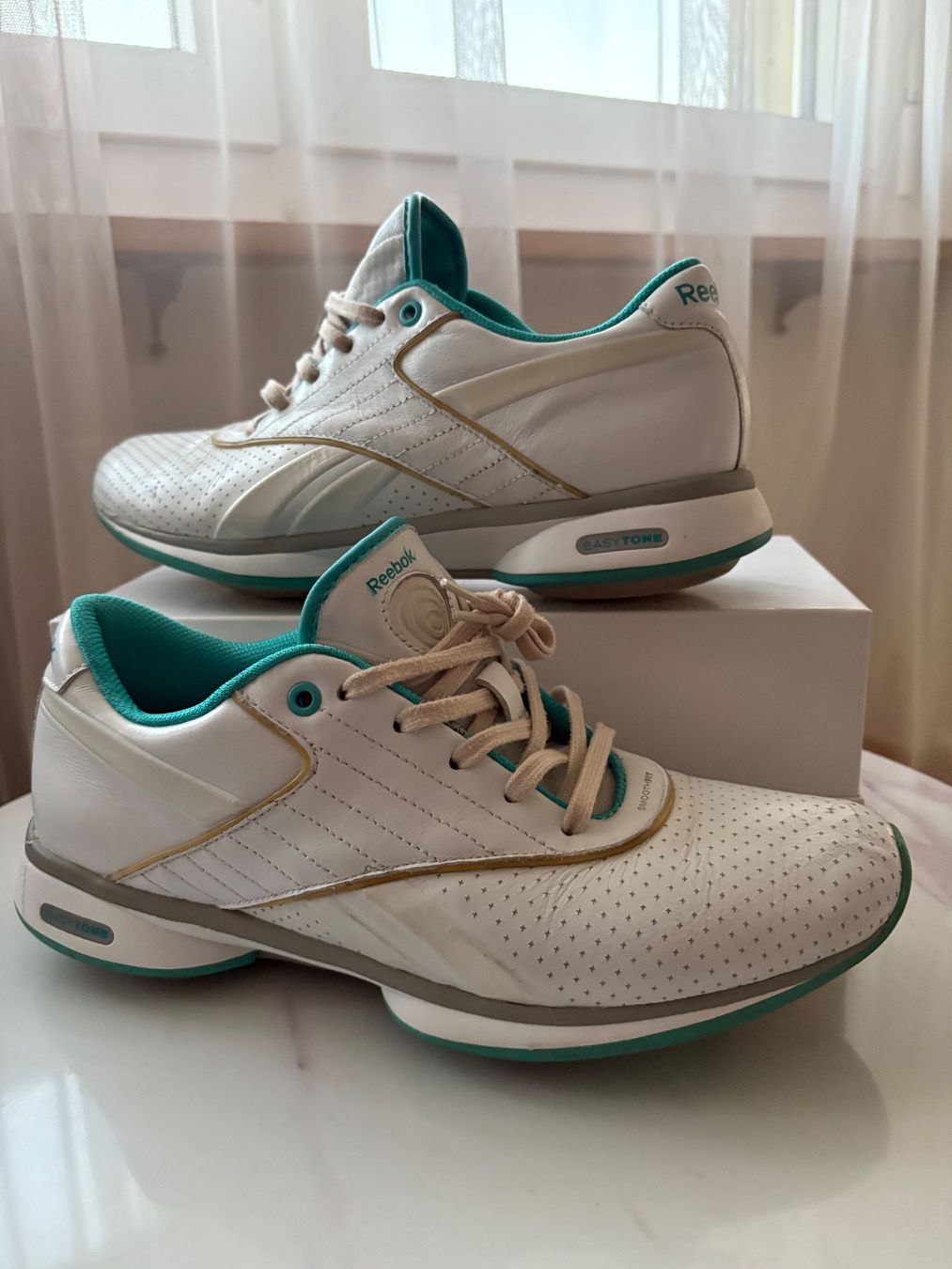 Reebok Scarpe da donna: REEBOK Snieker gr39 – Usato da Niederbipp venduto da blu_jw7r