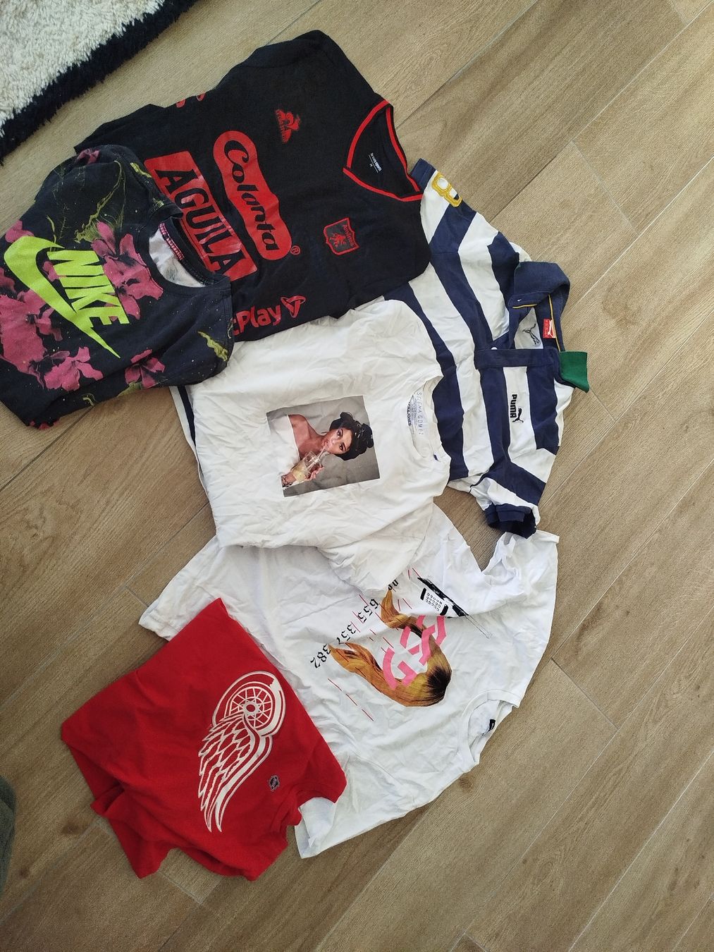 T-shirt: Lot de t-shirt taille L – Usato da Genève venduto da Octo-puces