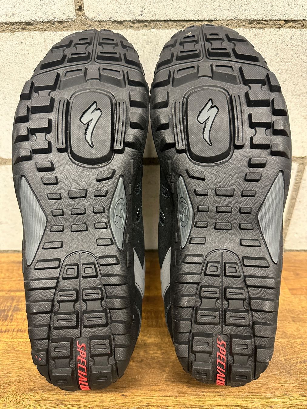 Specialized Herrenschuhe: Specialized Tahoe Bike Schuh Gr. 48 – Neu und originalverpackt aus Wetzikon ZH von  3