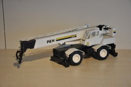 P&H OMEGA Mobilkran weiss