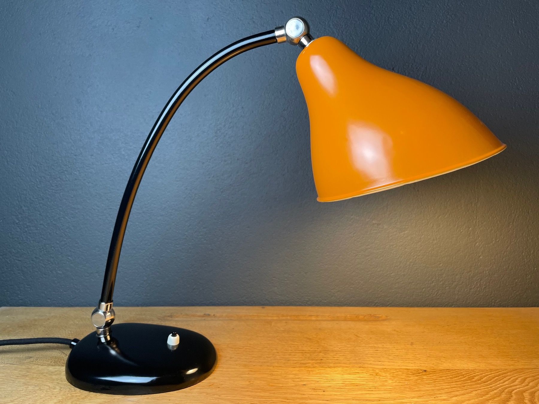Lampen: Vintage lamp renewed Belmag – Gebraucht aus Genthod von lightyear63 1