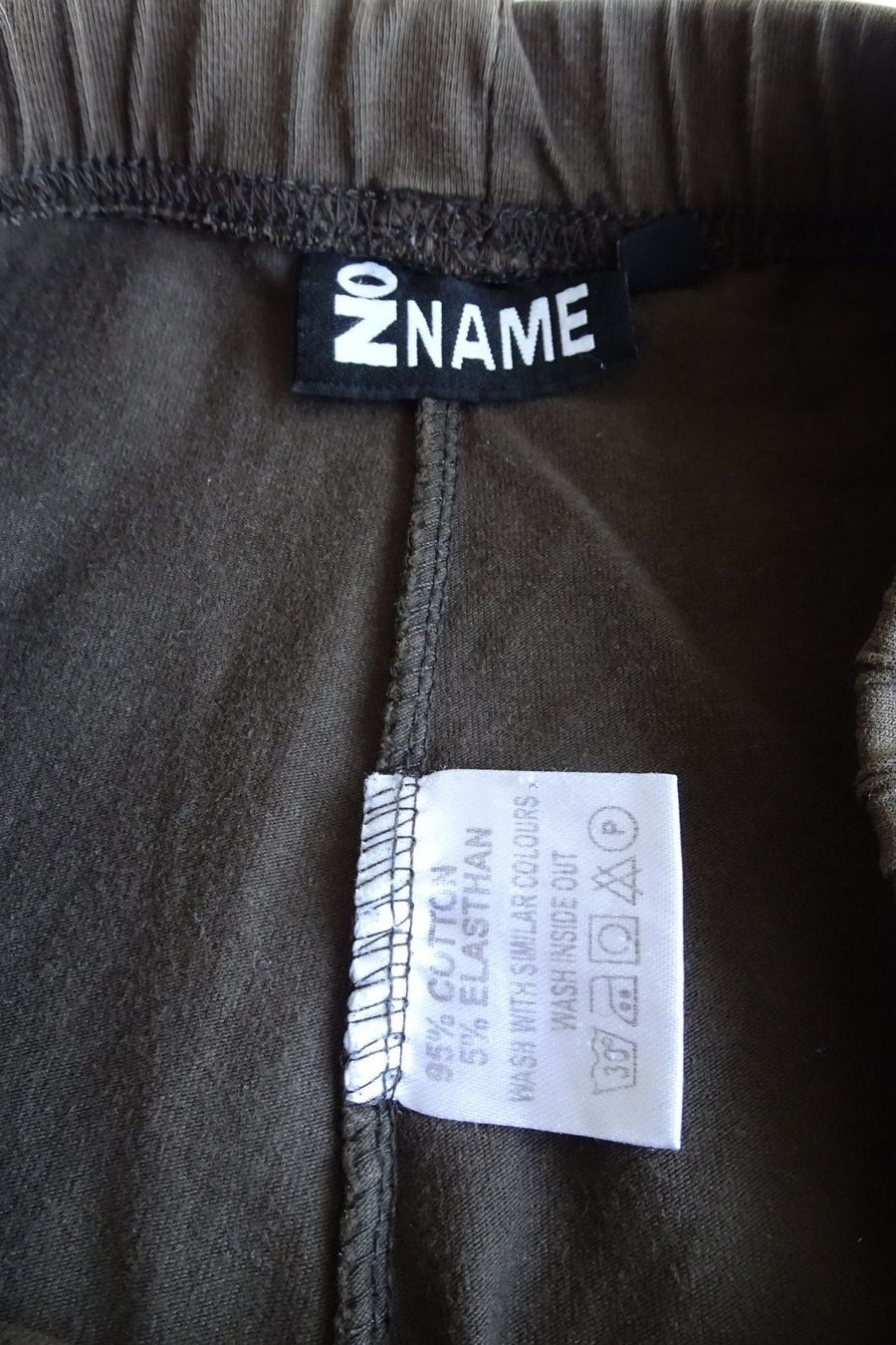 Leggings: Leggins lang braun ca. Gr. 36 – Usato da Strengelbach venduto da schmetterling20 2
