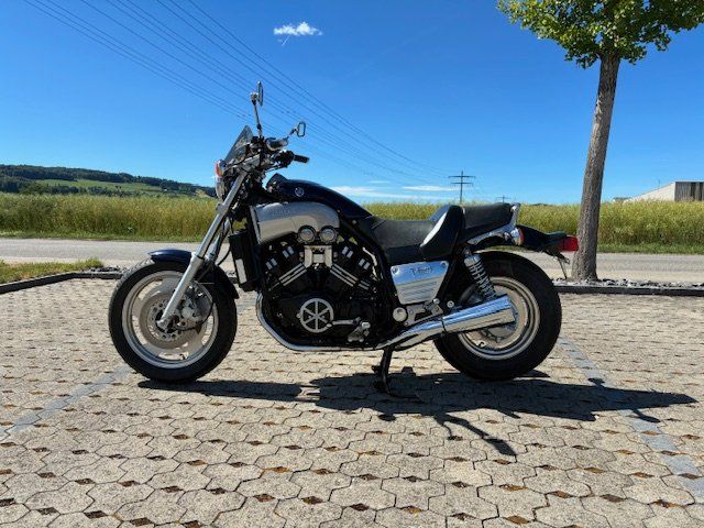 Yamaha Strada: Yamaha V-Max 1200 2EN Veteran – Usato da Nebikon venduto da MantaCC1 1