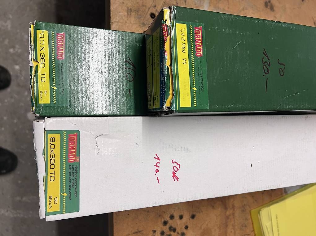 Tutti gli attrezzi: 150 Holzschrauben mit Senkkopf – Usato da Schinznach-Bad venduto da w.tischler
