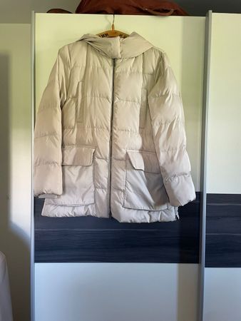 Damen Winterjacke, beige, geschätzte Grösse :M