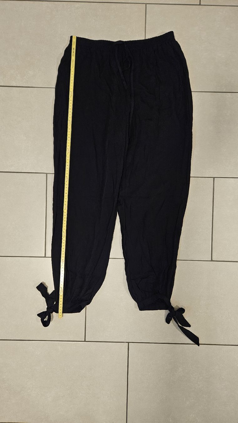 Hosen: Hose schwarz mit Schlitz Gr. L – Neu und originalverpackt aus Schaan von car_wrv2 4