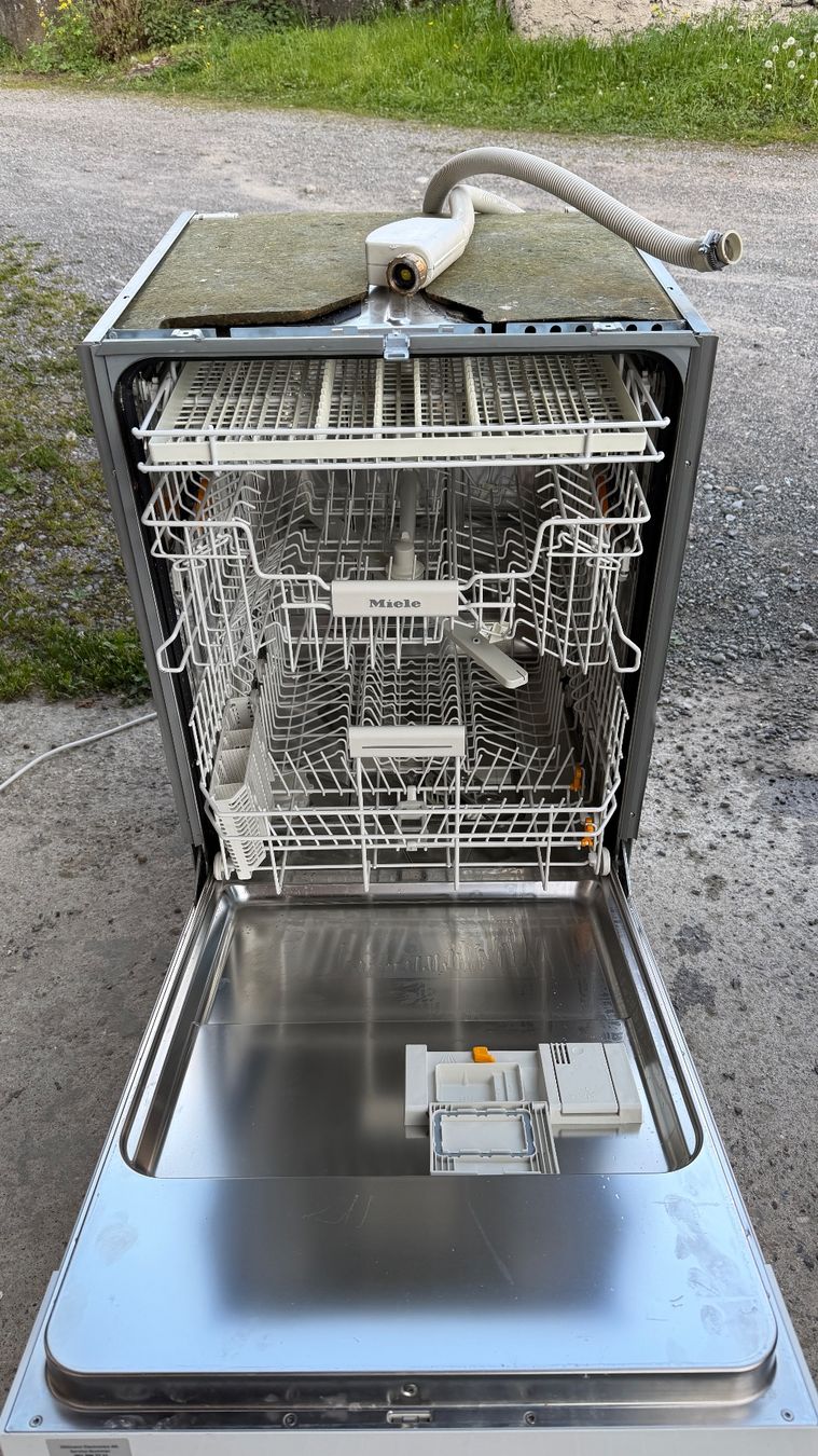 Miele Lavastoviglie: Miele Spülmaschine – Usato da Künten venduto da buli76 3