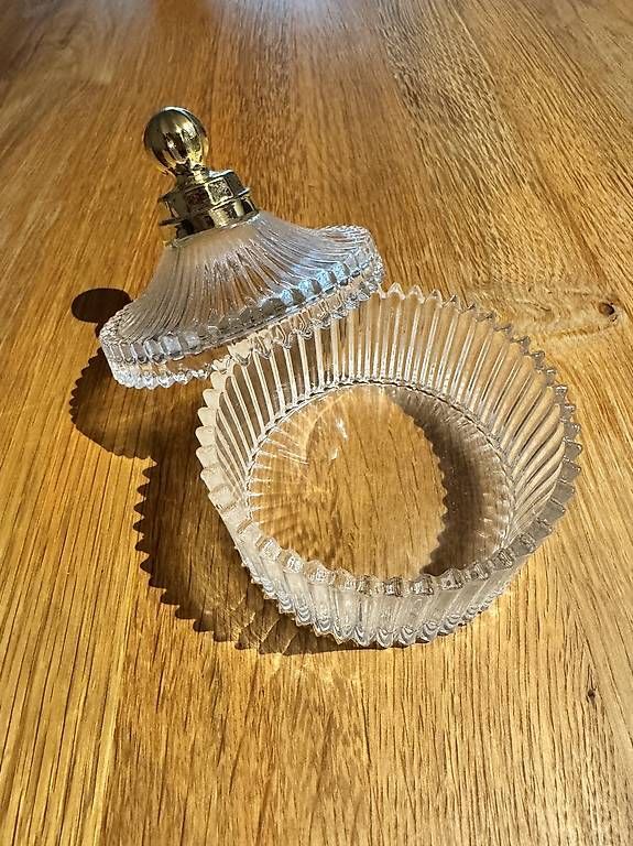 Ciotole: Glasschale mit Deckel gold – Nuovo e nell'imballaggio originale da Bremgarten AG venduto da val_ch 1