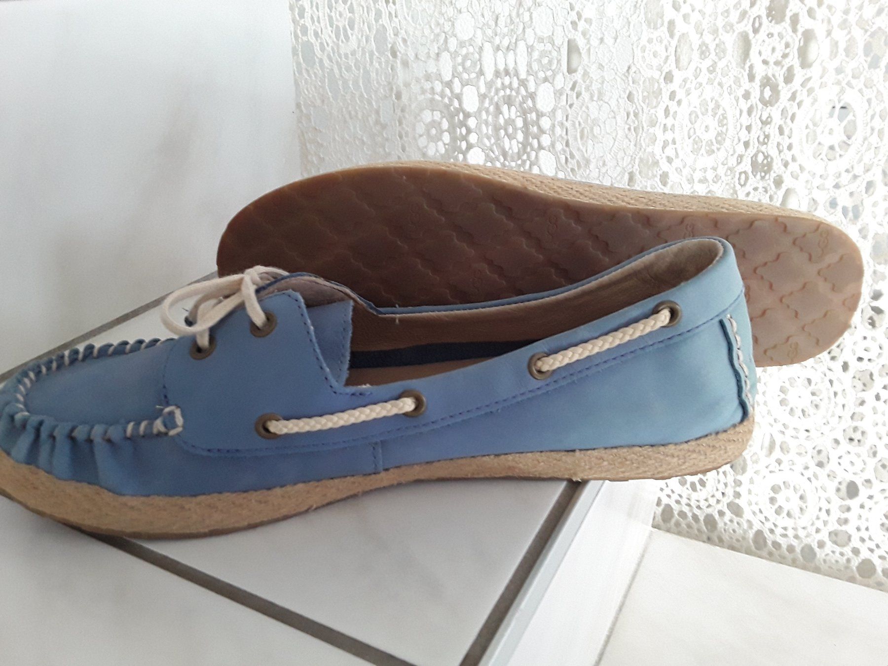 Ugg Scarpe da donna: UGG Damen Mocassin / Sommerschuhe Gr.EU 41 hellblau, Top! – Usato da Heimberg venduto da Samprof 5