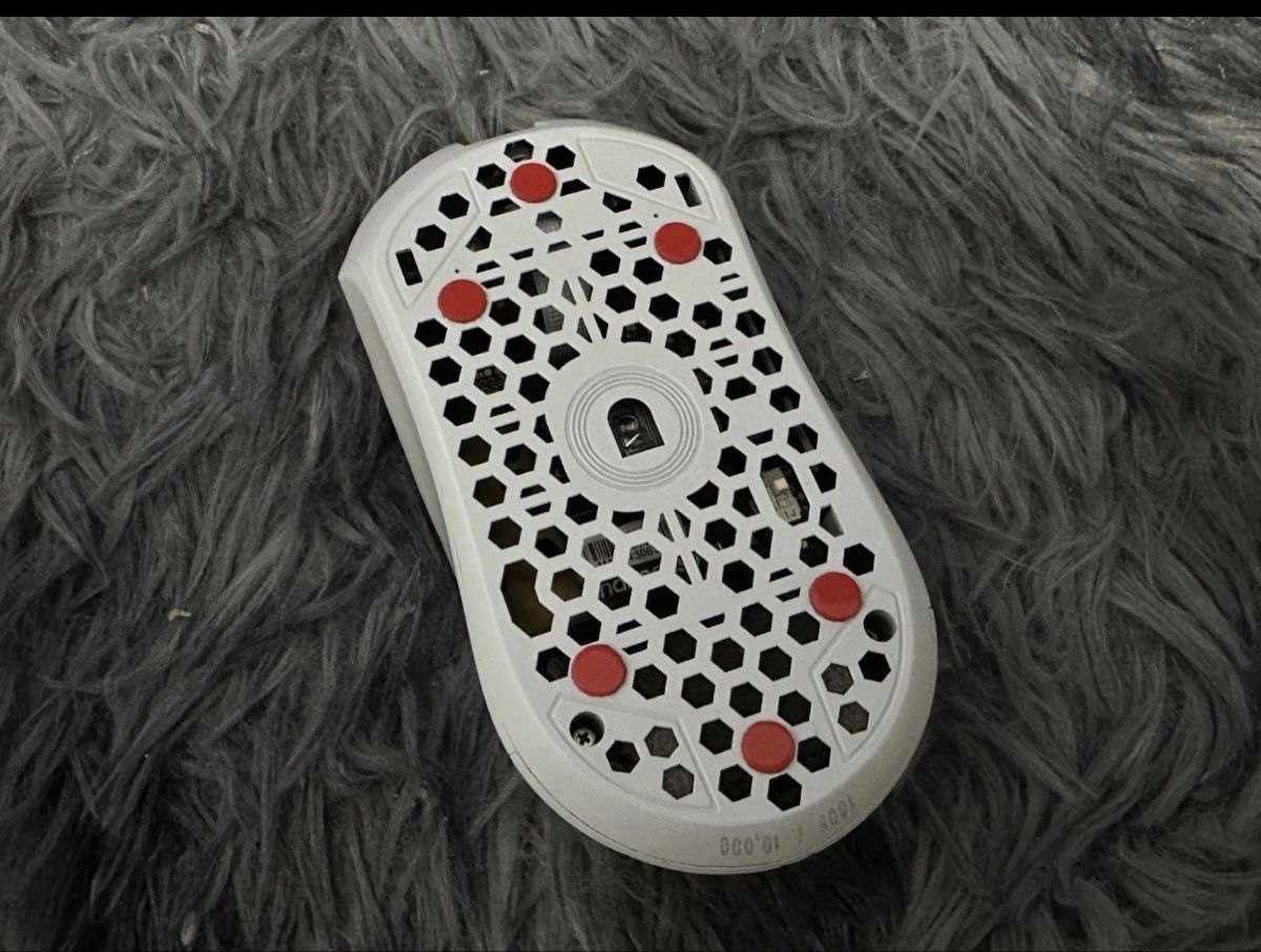 Maus: Finalmouse UltralightX frostlord medium size – Neu und originalverpackt aus Bouveret von hav_2xyc 3