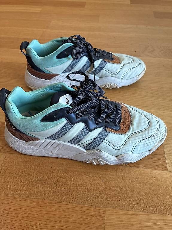 Damenschuhe: Adidas Alexander Wang  – Gebraucht aus Meyrin von alexfdez