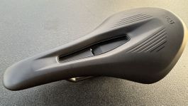 Neu: Velosattel Fizik Vento Argo X3 | Kium rails | 140mm